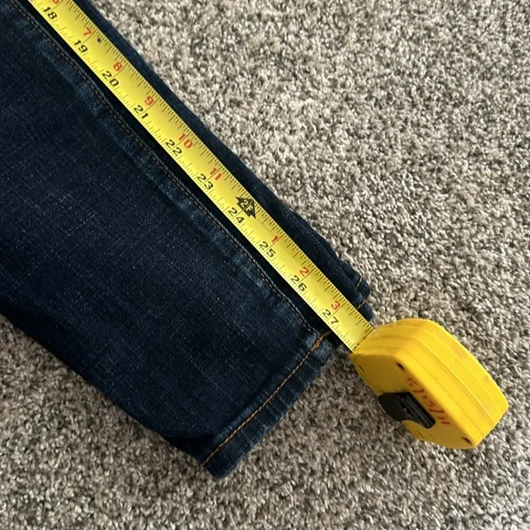 American Eagle Jeggings size 8 short- ripped style - Picture 5 of 5